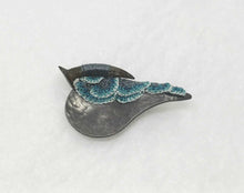 Load image into Gallery viewer, Mudlarked nail & oxidisedsilver brooch